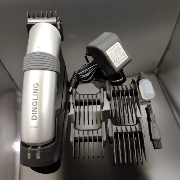 original Dingling RF-609 Rechargeable Hair Trimmer Professional With Charging Stand 8 Hours Charging Time 220V 50Hz - Image 2