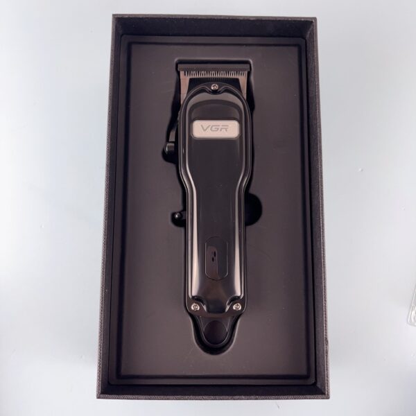 Vgr V-251 Barber Hair Cut Machine Electric Rechargeable Cordless Professional Hair Clipper trimmer shaver For Men - Image 4